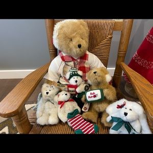 Lot of 6 Christmas Boyds bears